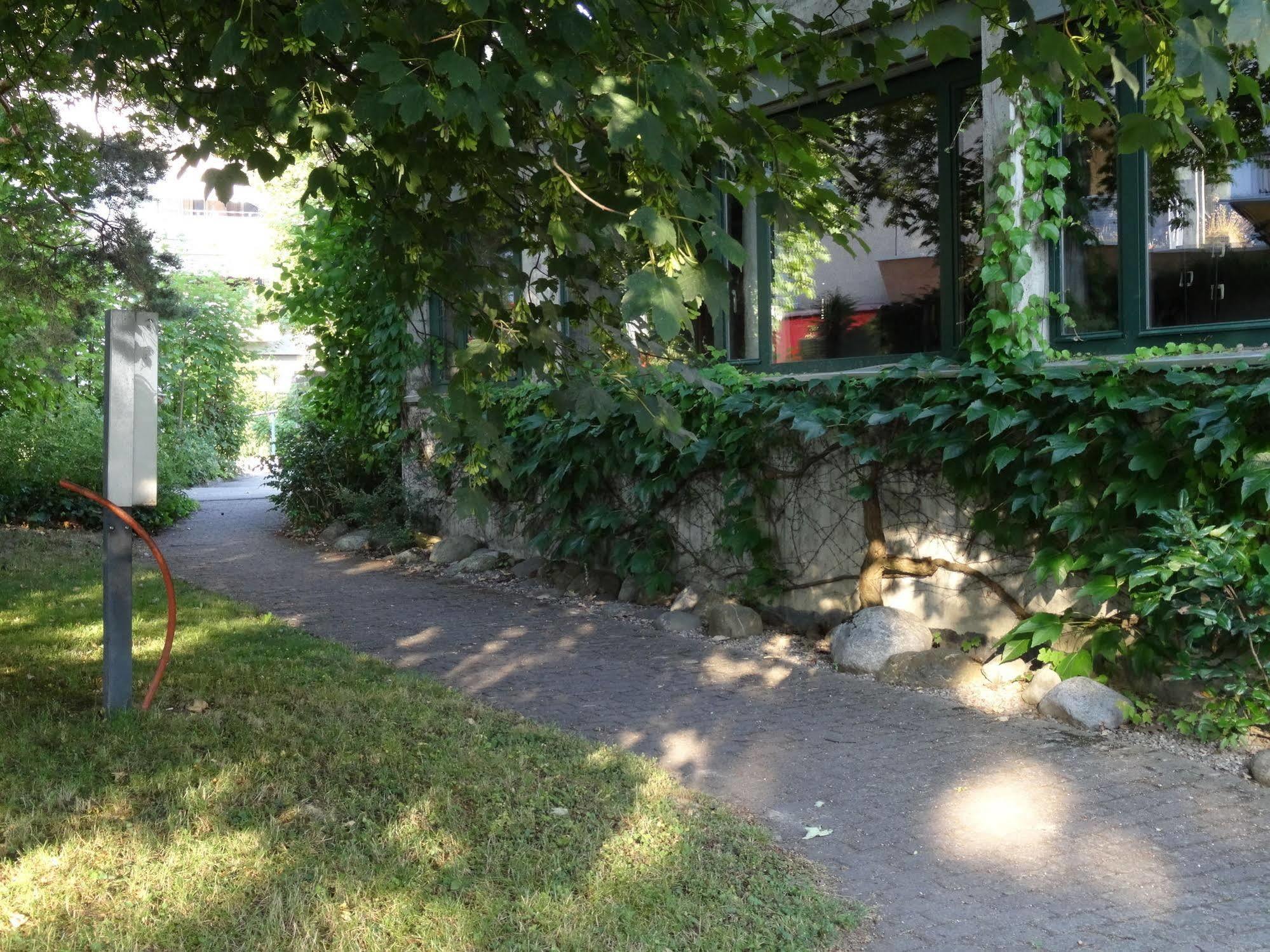 Hotel Du Grand-Pre Marly-le-Grand Eksteriør bilde