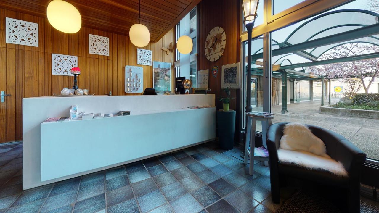 Hotel Du Grand-Pre Marly-le-Grand Eksteriør bilde